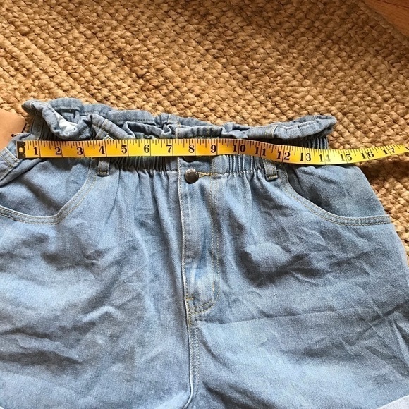 𝅺high waist women’s denim jean shorts.  Elastic waist.  Size XL. Plaid & Plain - Picture 7 of 8